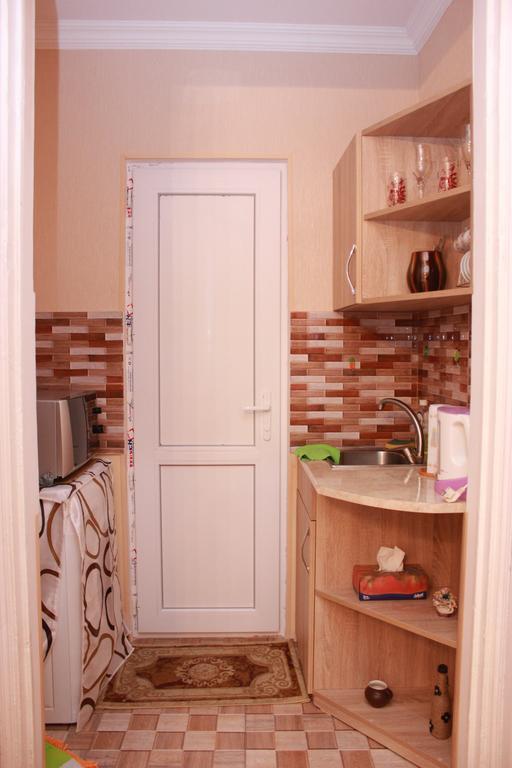 Apartment Izabella Tbilisi Esterno foto